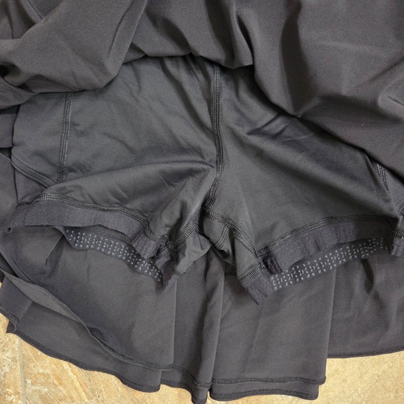 Lululemon Black Skirt Shorts Tennis Golf Athletic Athleisure Size 4 - Picture 4 of 7